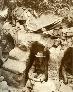 Britische Soldaten in den Schützengräben bei Thiepval Wood, Frankreich, Erster Weltkrieg, 1916, 1935