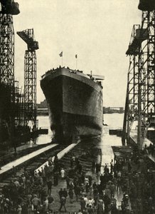 Gebaut in einer Werft in Belfast - Der Stapellauf der Edinburgh Castle, ein kürzlich gebautes Schiff