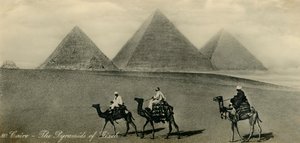 Kairo: Die Pyramiden von Gizeh, ca. 1918-1939 von Unbekannt