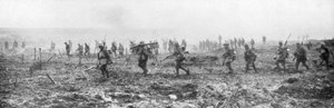 Kanadische Truppen im Niemandsland, Vimy, Frankreich, Erster Weltkrieg, 9. April 1917 von Unbekannt