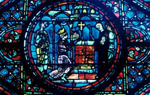 Karl der Große übergibt Reliquien an die Kapelle in Aix, Buntglas, Kathedrale von Chartres, Frankreich, um 1225
