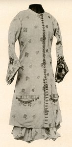 Mantel und volle Kniehosen aus Buff-Brokat mit Blumen und Blättern, ca. 1670, 1937