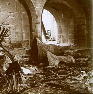 Zerstörte Kirche, Marne, Nordfrankreich von Unbekannt