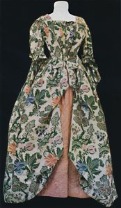 Kleid aus Spitalfields-Seide mit rosa Satin-Stepprock