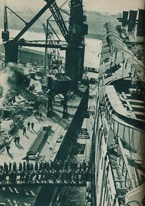 Ausrüstungsbecken der John Brown and Company Werft in Clydebank, 1937