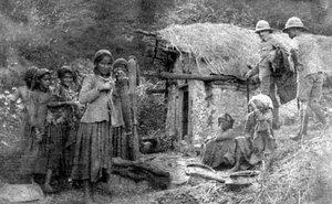 Mädchen und britische Soldaten, Chakrata-Hügel, Indien, 1917
