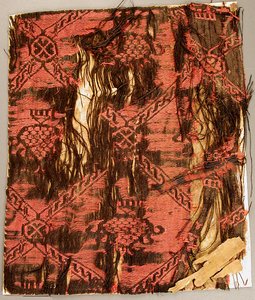 Guilloche-Gitter mit Pinienzapfen, Byzantinisch, 7.-9. Jahrhundert