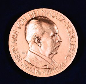 Hermann Ludwig Ferdinand von Helmholtz, deutscher Physiker und Physiologe, 1907