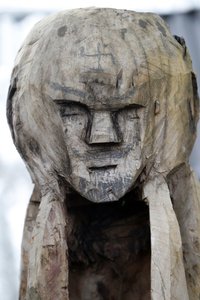 Jarai (Gia Rai) ethnische Gruppe. Schutzgeist eines Jarai-Grabes. Holzstatue. Kon Tum. Vietnam von Unbekannt