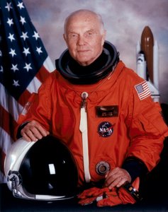 John H. Glenn, amerikanischer Astronaut, Mai 1998