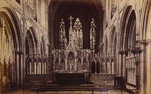 Lichfield Cathedral, Reredos und Altar