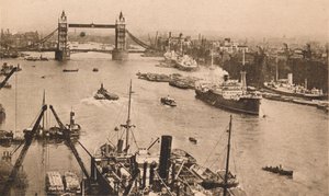 London - Tower Bridge und das Pool, ca. 1910 von Unbekannt