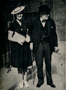 Mary Churchill und ihr Vater, ca. 1945 von Unbekannt