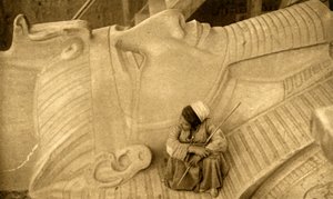 Memphis - Kopf der Statue von Ramses II, ca. 1918-1939 von Unbekannt