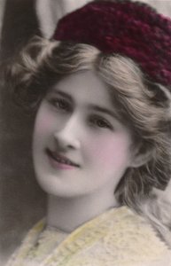 Miss Phyllis Dare von Unbekannt