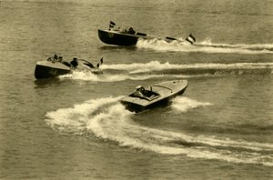 Motorbootrennen, Wörthersee, Kärnten, Österreich von Unbekannt
