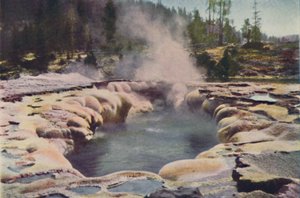 Oblong Geysir, Yellowstone Park, 1916