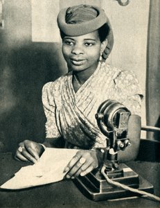 Omoba Adenrele Ademola, Tochter von Alake von Abeokuta, Nigeria, ruft Westafrika, 1942
