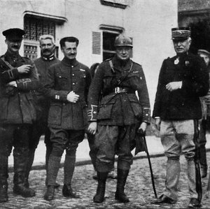 An der Front und nach der Erfahrung befehligte er das 6. Royal Scots Fusiliers, ca. 1916, 1945
