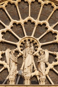 Paris Notre-Dame-Kathedrale Westflügel: Jungfrau und Kind und Engel, Paris, Frankreich von Unbekannt