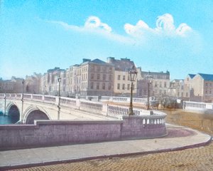Patricks Brücke mit der Statue von Vater Mathew, um 1910