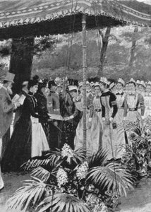 Prinzessin Alexandra überreicht Zertifikate an Krankenschwestern im Marlborough House, 21. Juli 1899, 1901