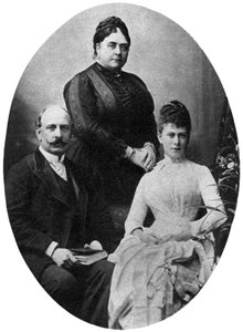 Königin Mary und ihre Eltern, der Herzog und die Herzogin von Teck, um 1890-1900