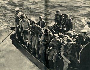 Rückkehr einer Landungstruppe der Royal Marines, Zweiter Weltkrieg, um 1939-1943, 1944 von Unbekannt