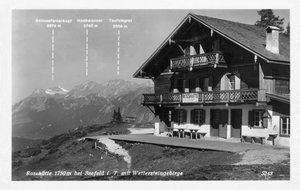 Rosshütte und das Wettersteingebirge, nahe Seefeld, Österreich, 20. Jahrhundert