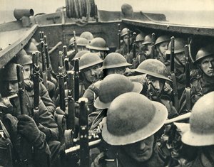 Royal Marines an Bord eines Landungsbootes, Zweiter Weltkrieg, um 1939-1943, 1944