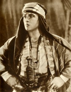 Rudolph Valentino in Der Scheich, 1921, 1935 von Unbekannt