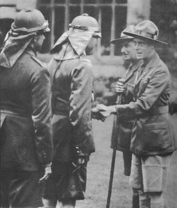Pfadfinder vom Prinzen von Wales beim Jamboree im Arrowe Park, Birkenhead, 1929 begrüßt