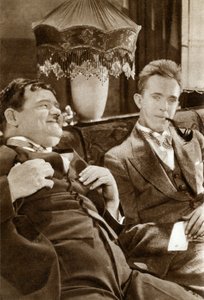 Stan Laurel und Oliver Hardy, amerikanisches Komikerduo, 1933