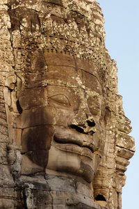 Steingesichter auf Türmen im Bayon-Tempel in Angkor Thom, die möglicherweise Jayavarman VII als Bodhisattva darstellen, Siem Reap, Kambodscha von Unbekannt