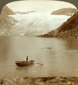 Strom aus festem Eis, Hardanger-Gletscher und See, wo er schmilzt, Norwegen, um 1905 von Unbekannt
