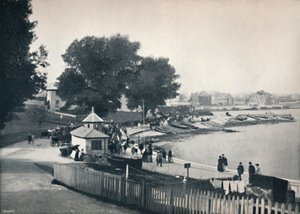 Swanage - Blick auf die Stadt und das Meer, 1895 von Unbekannt