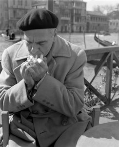 Der Redakteur Wallace DeWitt - Venedig - 1948