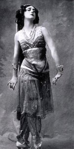 Tamara Karsavina, russische Ballerina, 1911 von Unbekannt