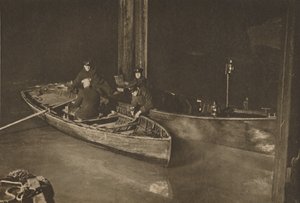 Thames-Polizei auf der Nachtpatrouille, die die Sicherheit des Flusses gewährleistet