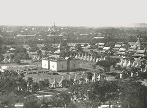Die vierhundertfünfzig Tempel, Mandalay, Burma, 1895 von Unbekannt