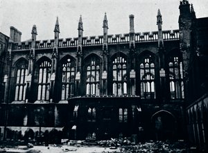 Die historische Halle im Inneren Tempel vollständig durch Feuer zerstört, 1941 von Unbekannt
