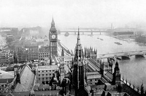 Die Houses of Parliament, gesehen vom Victoria Tower, Westminster, London, ca. 1905