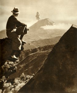Der Rotorua-Distrikt auf der Nordinsel Neuseelands - Der Kletterer ruht auf einem felsigen Vorsprung