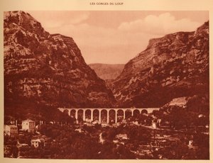 Das Viadukt und der Zugang zu den Schluchten, 1930 von Unbekannt