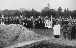 Beerdigung einiger Lusitania-Opfer in Queenstown, 1915