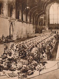 Die Opfer des R101-Luftschiffunglücks im Westminster Hall, London, 1930-1935