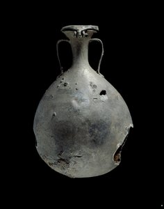 Zinn-Blei-Legierungsflasche mit Deckel, 18. Dynastie, ca. 1540 v. Chr.-ca. 1292 v. Chr. von Unbekannt