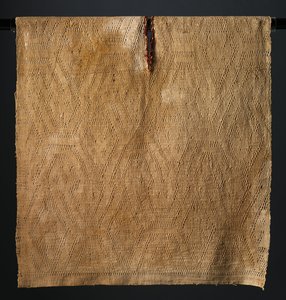Tunika mit doppelköpfigen Schlangen, 400-200 v. Chr. von Unbekannt