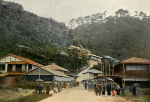 Une Rue A Nunobiki, Pres De Kobe, Eine Straße in Nunobiki, in der Nähe von Kobe, 1900