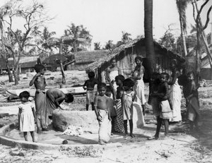Dorfszene, Trincomalee, Ceylon, 1945